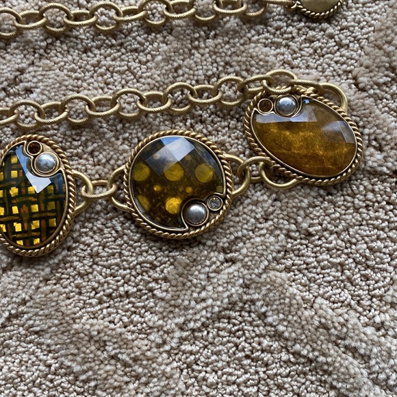 Gold tone chain-link belt from Chico’s. Fully adjustable. Great condition. - Picture 5 of 8